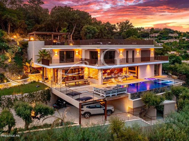 Villa Fréjus - 5 bedrooms - 400m²
