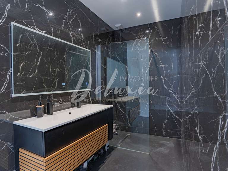 Villa Fréjus - 4 bedrooms - 165m²