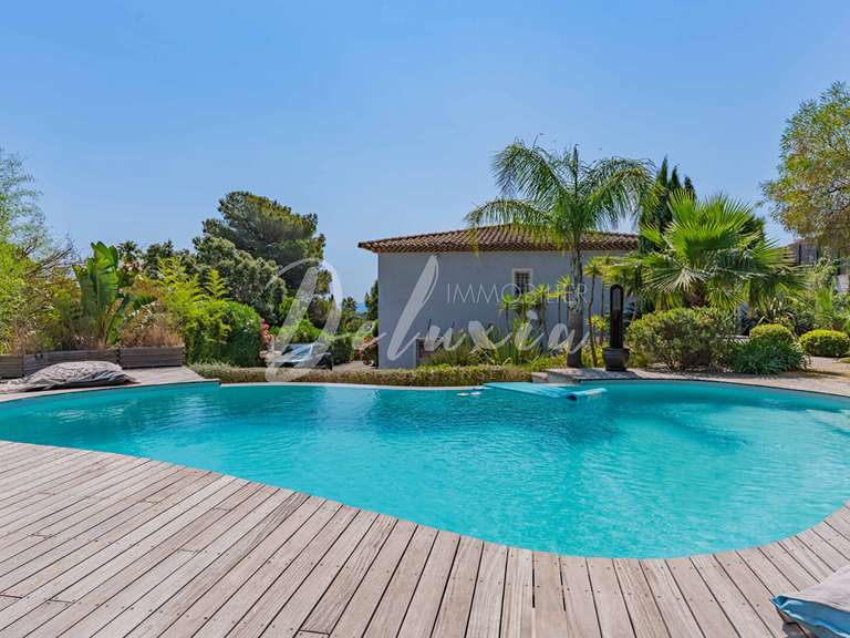 Villa with Sea view Fréjus - 5 bedrooms - 301m²
