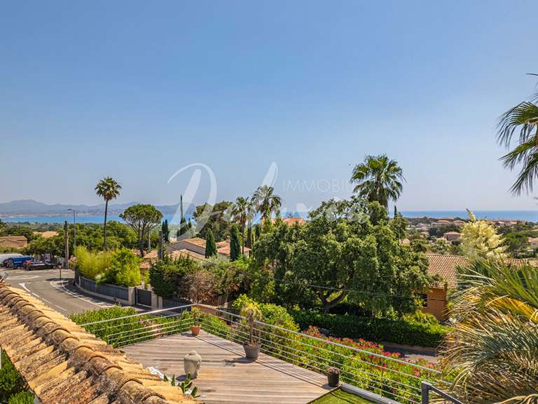 Villa with Sea view Fréjus - 5 bedrooms - 301m²