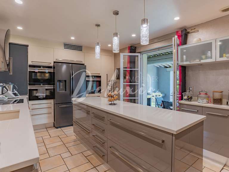 Villa with Sea view Fréjus - 5 bedrooms - 301m²