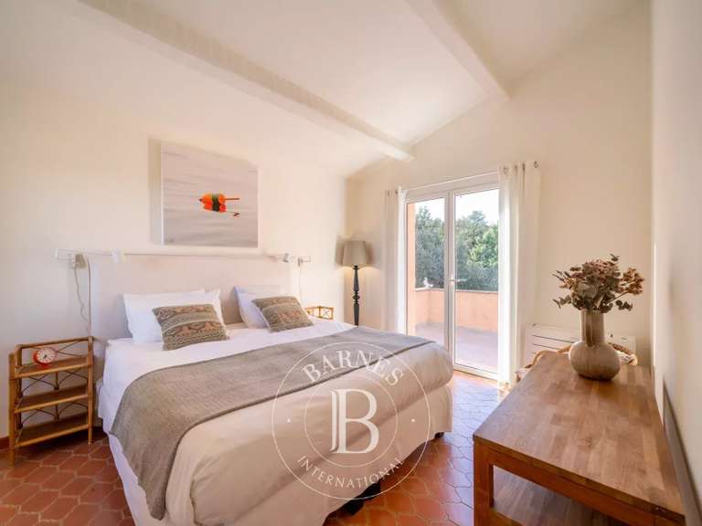 Villa Fréjus - 4 bedrooms - 175m²