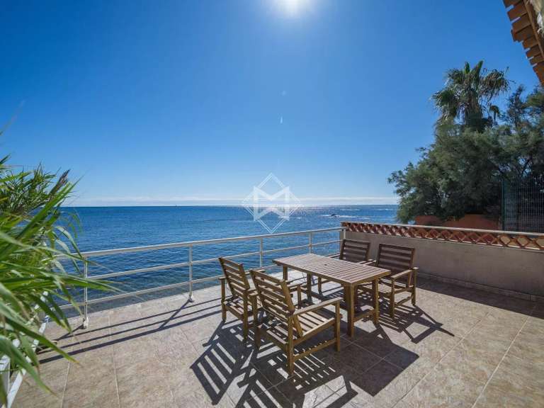 Villa with Sea view Fréjus - 5 bedrooms - 213m²