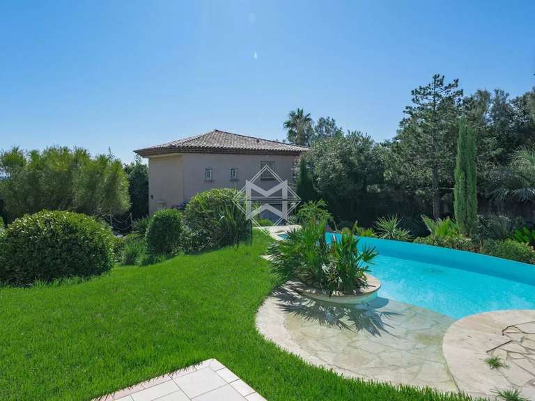 Villa with Sea view Fréjus - 5 bedrooms - 213m²