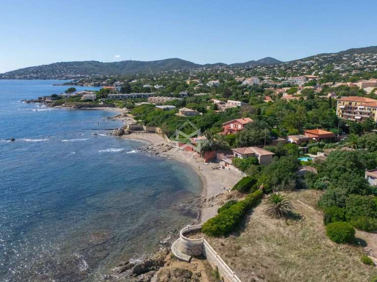 Villa with Sea view Fréjus - 5 bedrooms - 213m²