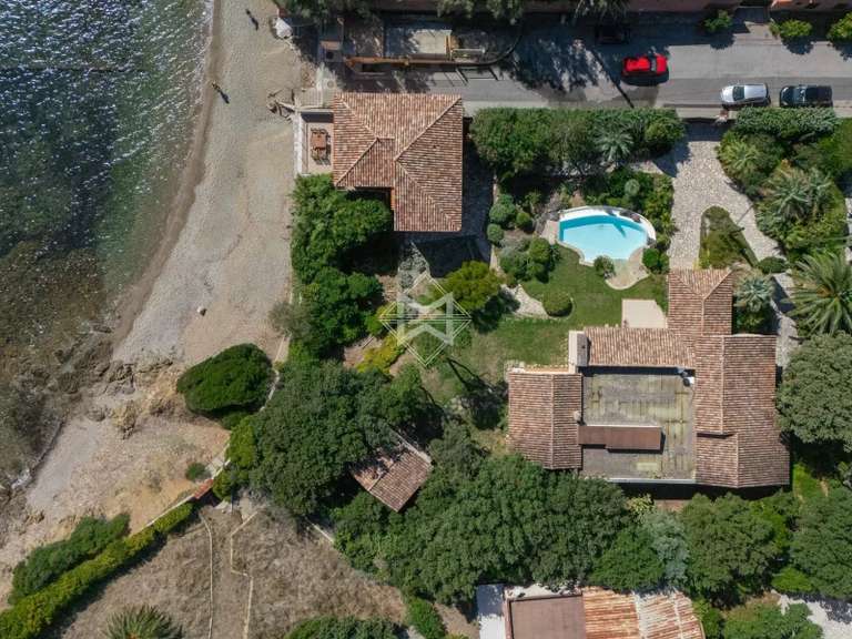 Villa with Sea view Fréjus - 5 bedrooms - 213m²