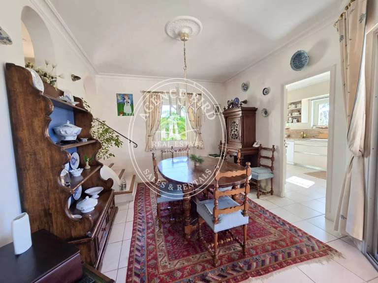 Villa Fréjus - 4 chambres - 250m²