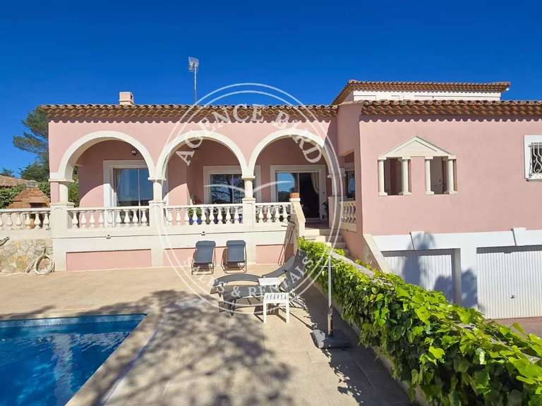 Villa Fréjus - 4 chambres - 250m²