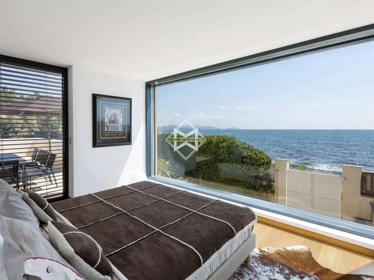 Villa Fréjus - 5 chambres - 237m²