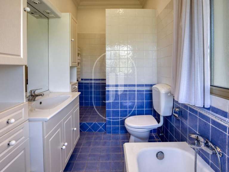 Villa Fréjus - 6 chambres - 234m²