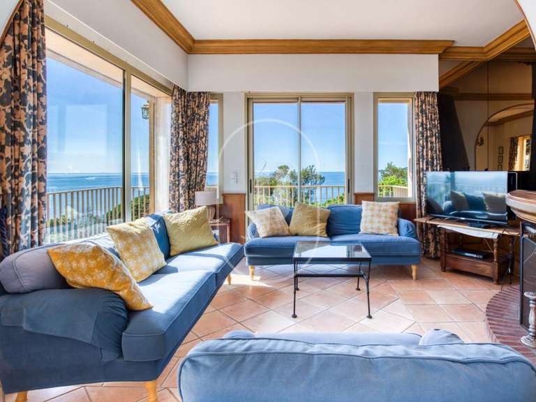 Villa Fréjus - 6 chambres - 234m²