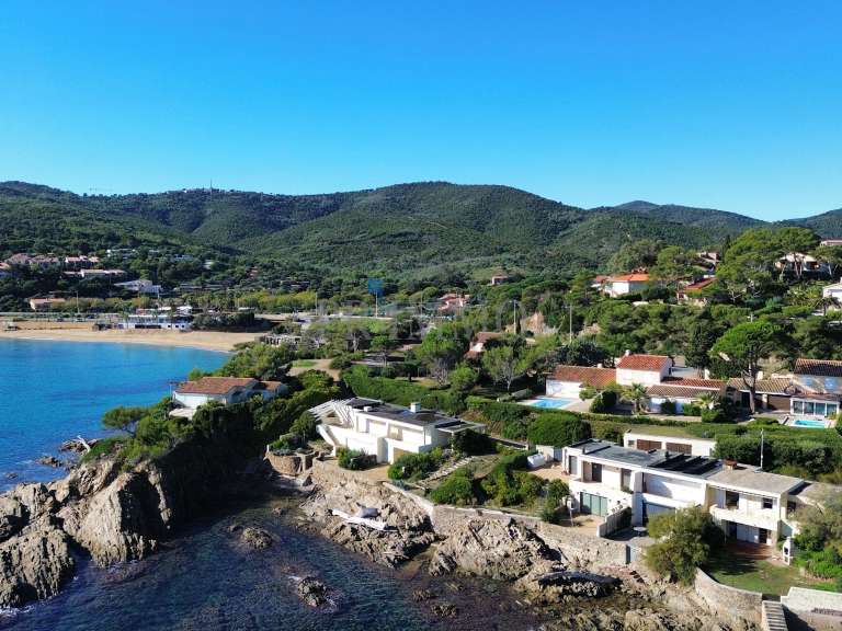 Villa Fréjus - 4 bedrooms - 90m²