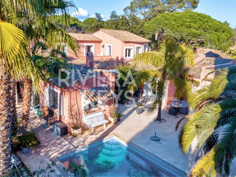 Villa Fréjus - 260m²