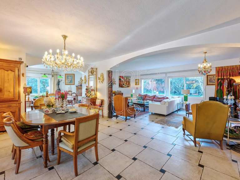 Villa Fréjus - 260m²