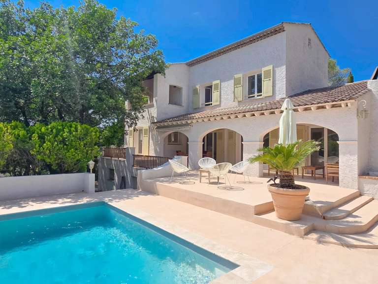 Villa Fréjus - 5 chambres - 280m²