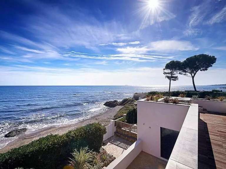 Villa Fréjus - 5 chambres - 280m²