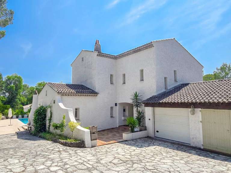 Villa Fréjus - 5 chambres - 280m²