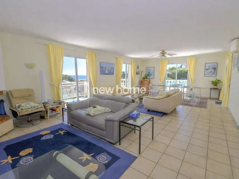 Villa with Sea view Fréjus - 7 bedrooms - 262m²