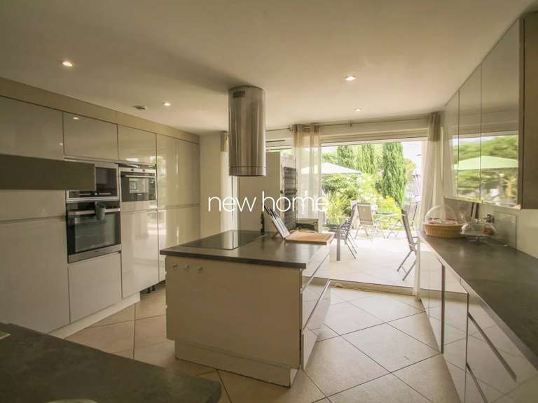 Villa avec Vue sur mer Fréjus - 9 chambres - 308m²