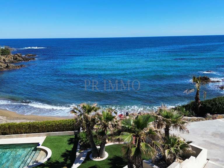 Villa Fréjus - 5 chambres - 180m²