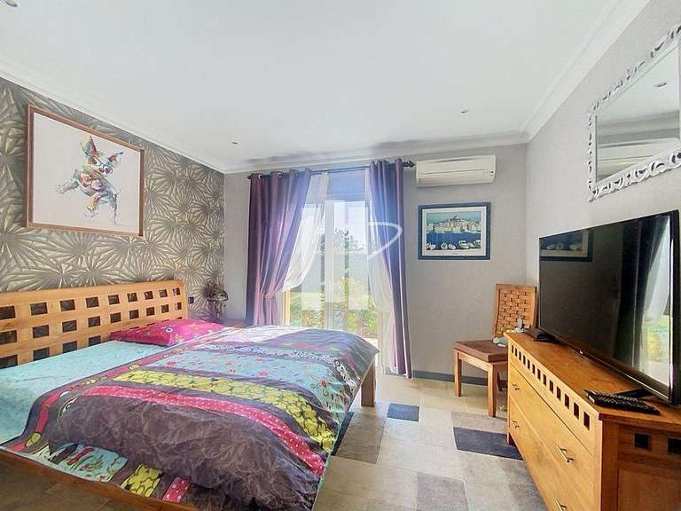 Villa Fréjus - 3 chambres - 178m²