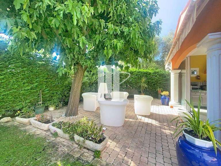Villa Fréjus - 3 chambres - 178m²