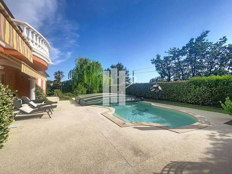 Villa Fréjus - 3 chambres - 178m²