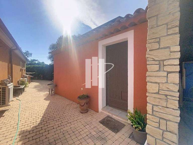 Villa Fréjus - 3 chambres - 178m²