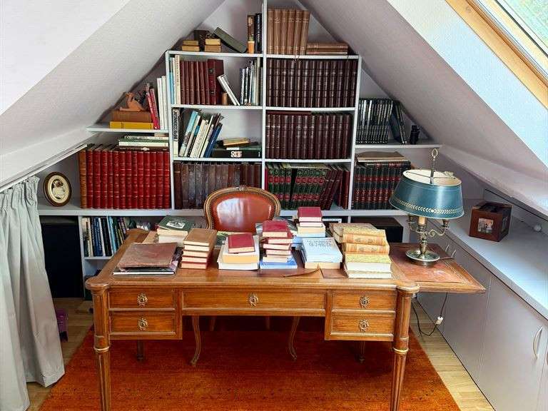 Maison Freneuse - 3 chambres - 231m²