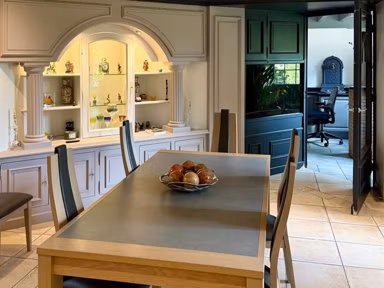 Maison Freneuse - 3 chambres - 231m²