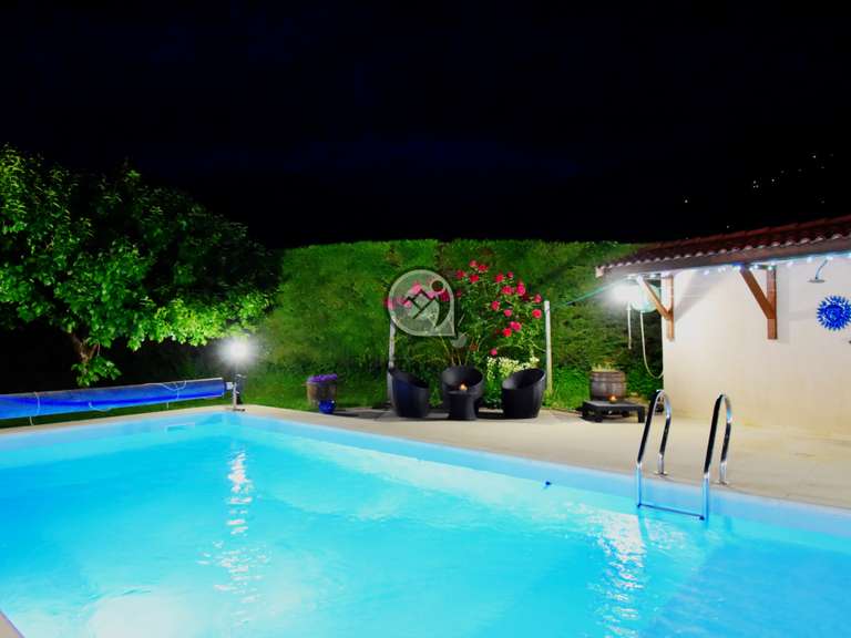 Villa Froges - 4 chambres - 158m²