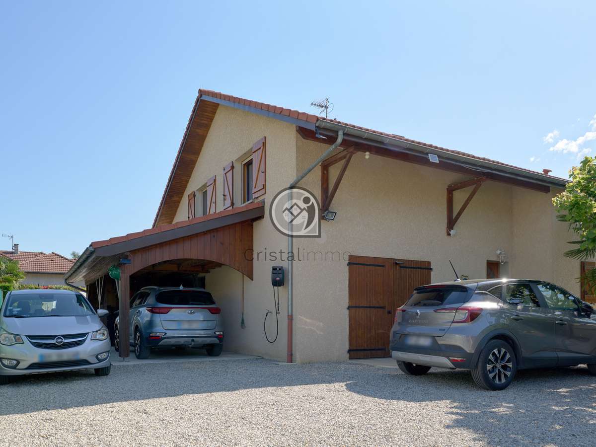 Villa Froges