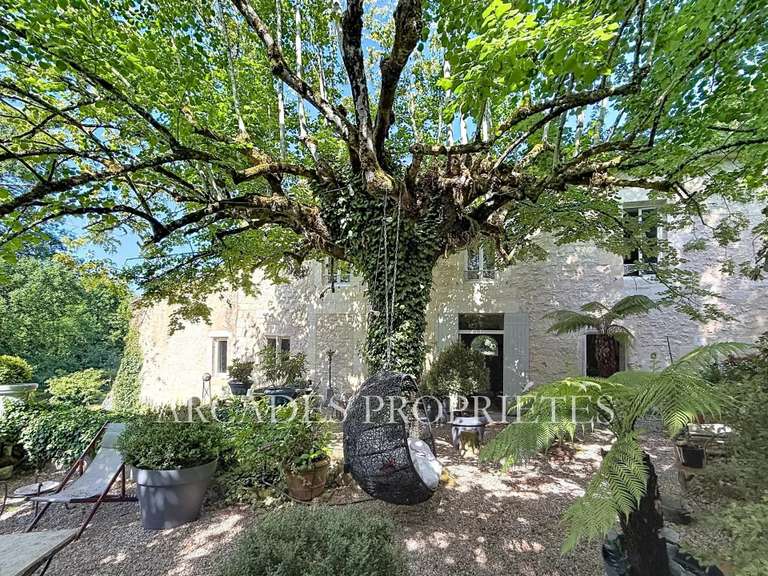 Propriété Frontenac - 4 chambres - 460m²
