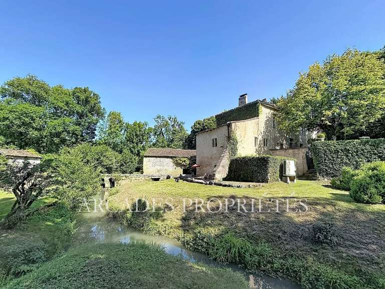 Propriété Frontenac - 4 chambres - 460m²