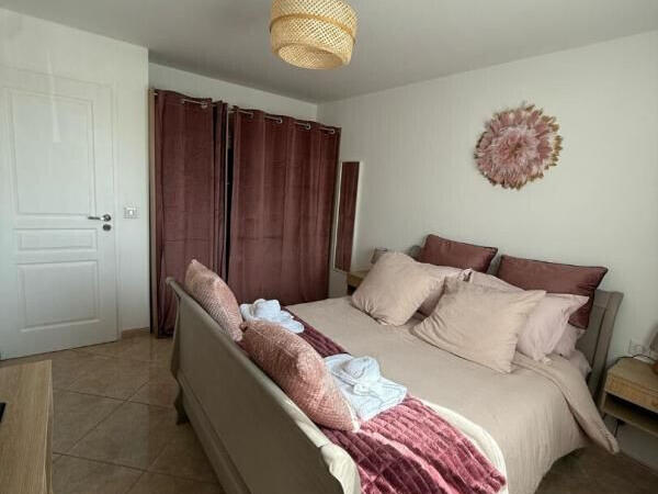 House Frontignan - 7 bedrooms