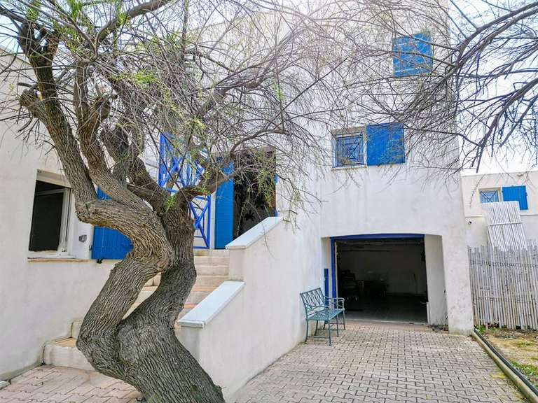 Maison Frontignan - 7 chambres - 230m²