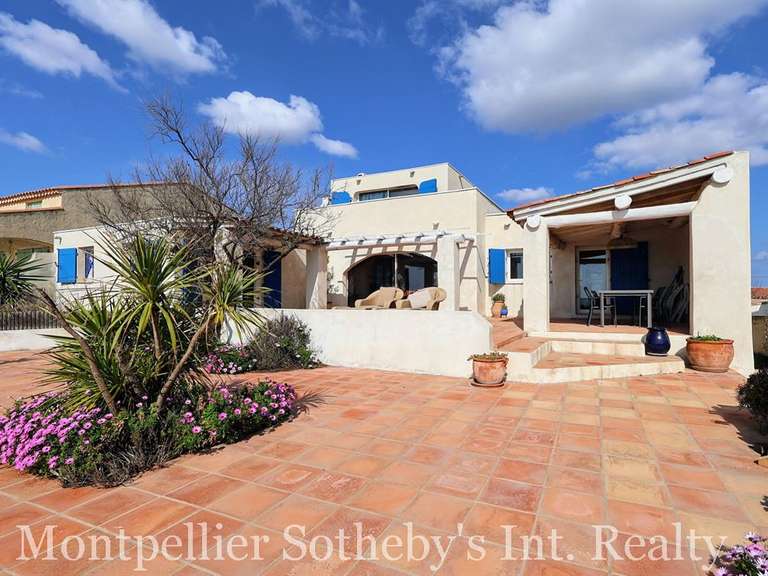 Maison Frontignan - 7 chambres - 230m²