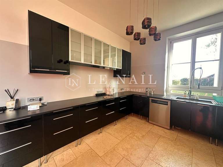 Château Frossay - 7 chambres - 374m²