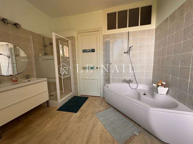 Château Frossay - 7 chambres - 374m²