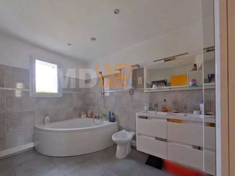 Maison Frossay - 6 chambres - 205m²