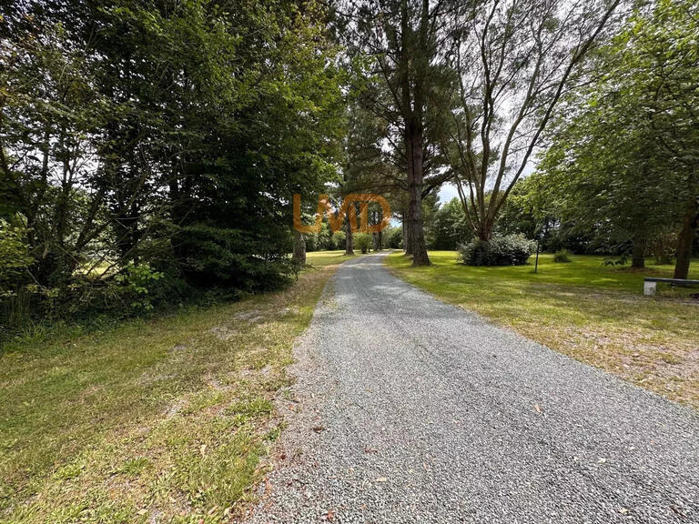 Propriété Frossay - 5 chambres - 220m²