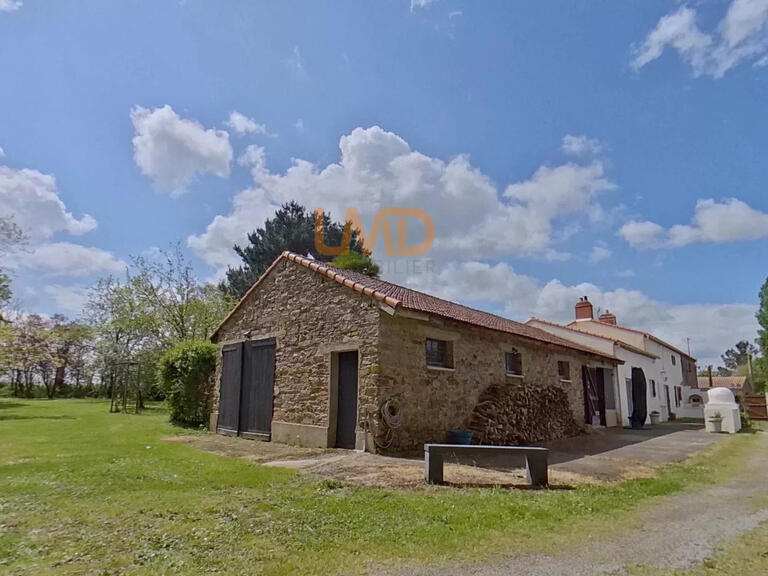 Propriété Frossay - 5 chambres - 220m²