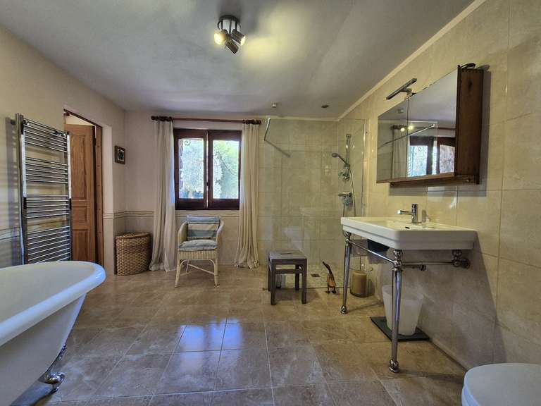 Maison Fuilla - 6 chambres - 308m²