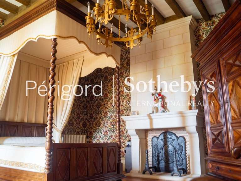 Maison Fumel - 559m²