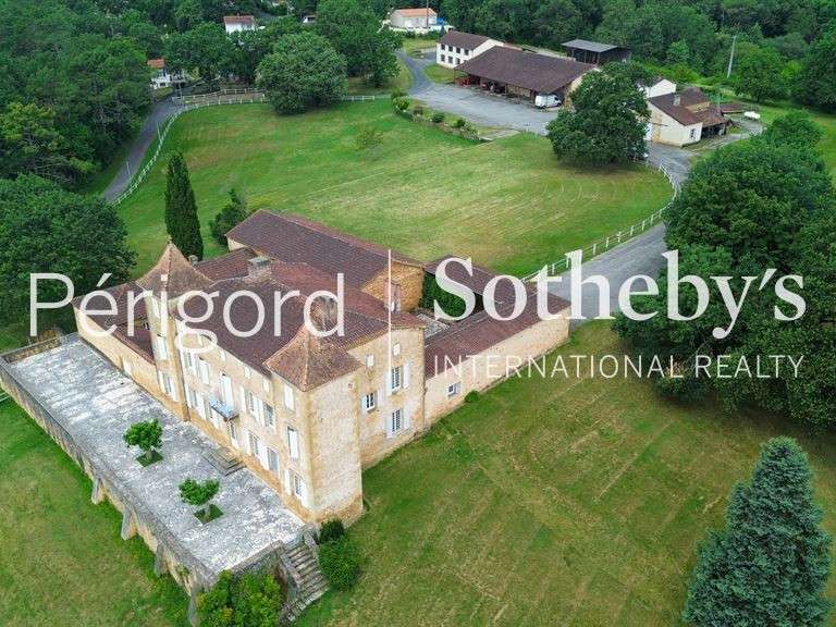 Maison Fumel - 559m²