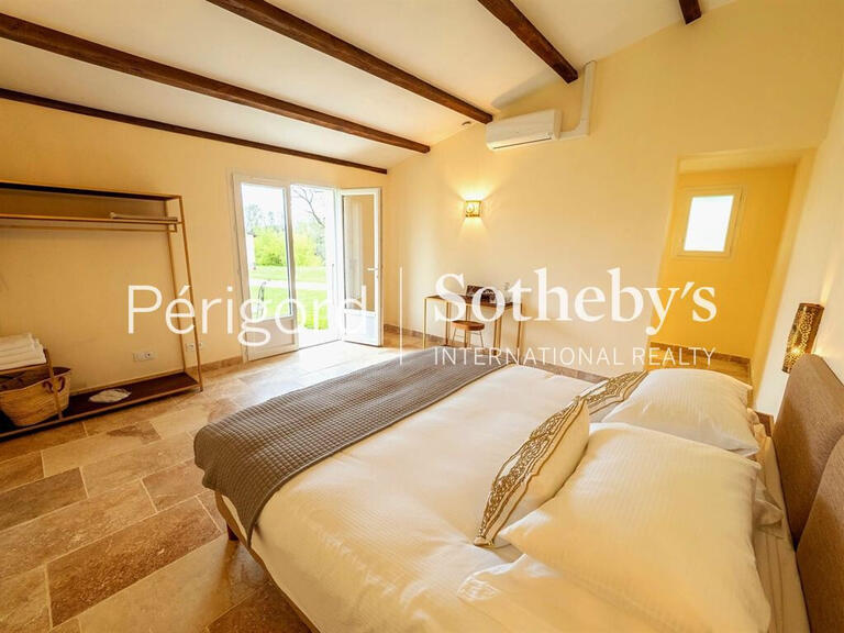 Maison Fumel - 735m²