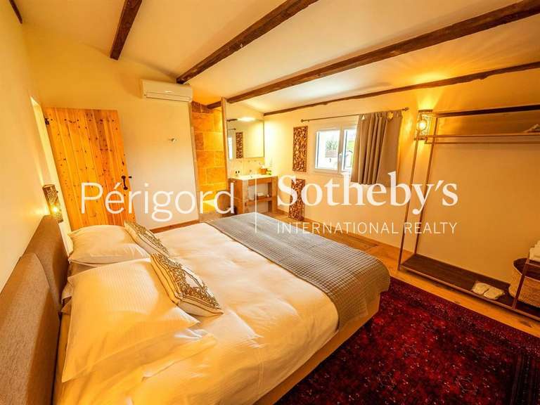 Maison Fumel - 735m²