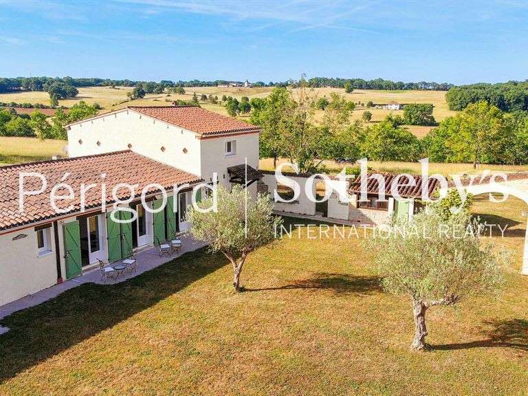 Maison Fumel - 735m²