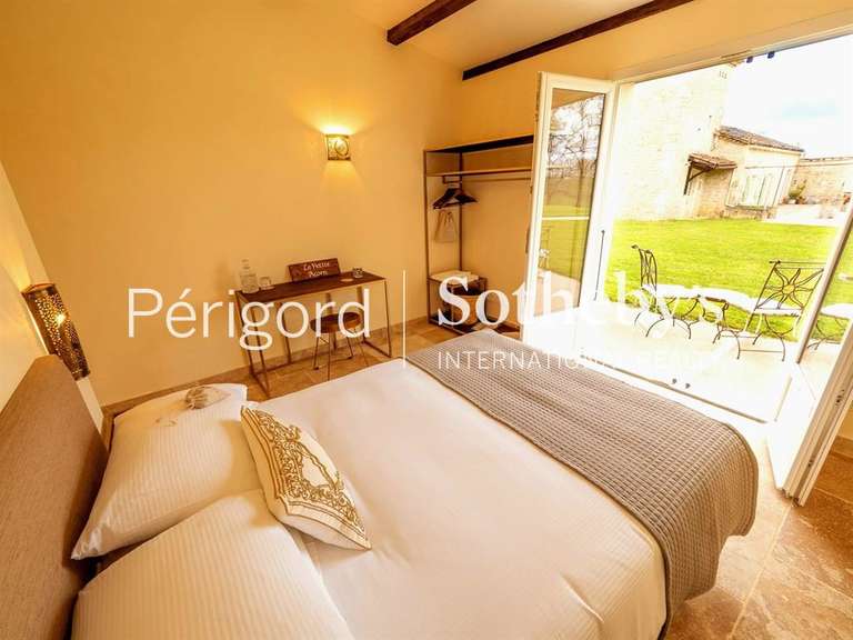 Maison Fumel - 735m²