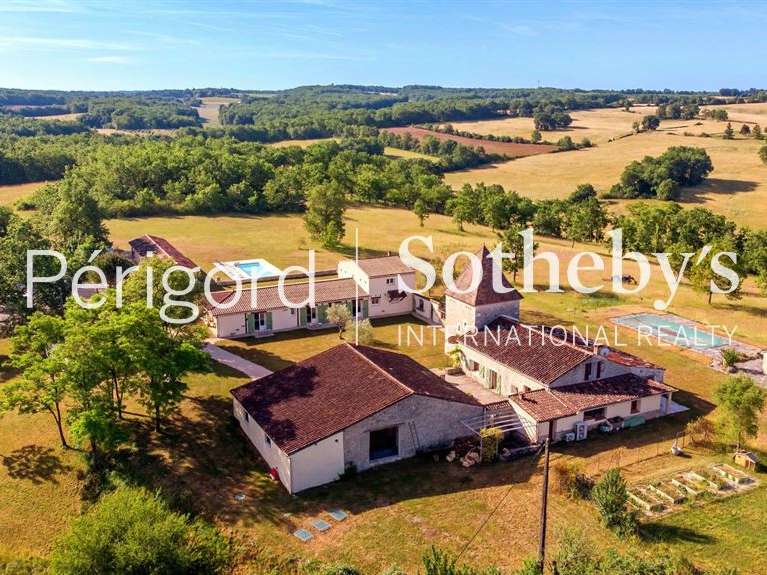 Maison Fumel - 735m²